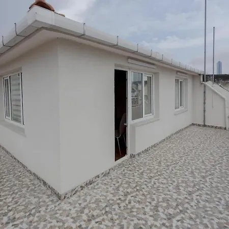 5 Bedroom Huge With Terrace Near Profilo Shopping Mall Lägenhet *